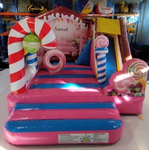 Eladó Candy Csúszdás Ugráló