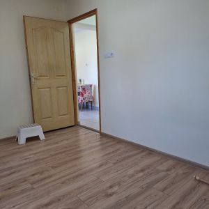 Kiadó Dunaharasztiban 1 szobás  Ház