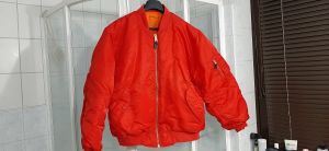 Bomber dzseki