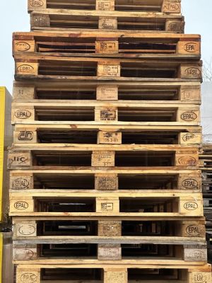 Jó, használt állapotú EUR raklapok kedvező áron.