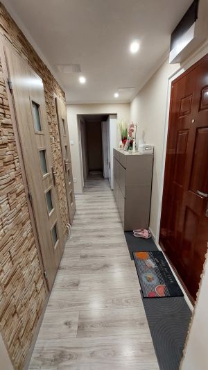 Eladó Ózd, Nagy Imre úton gyönyörű lakás 