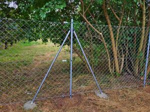 Drótfonat a gyártótól vadháló, drótháló, oszlop, kapu, huzal