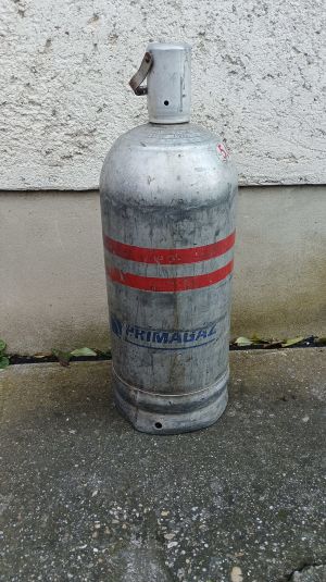 Pb gázpalack eladó