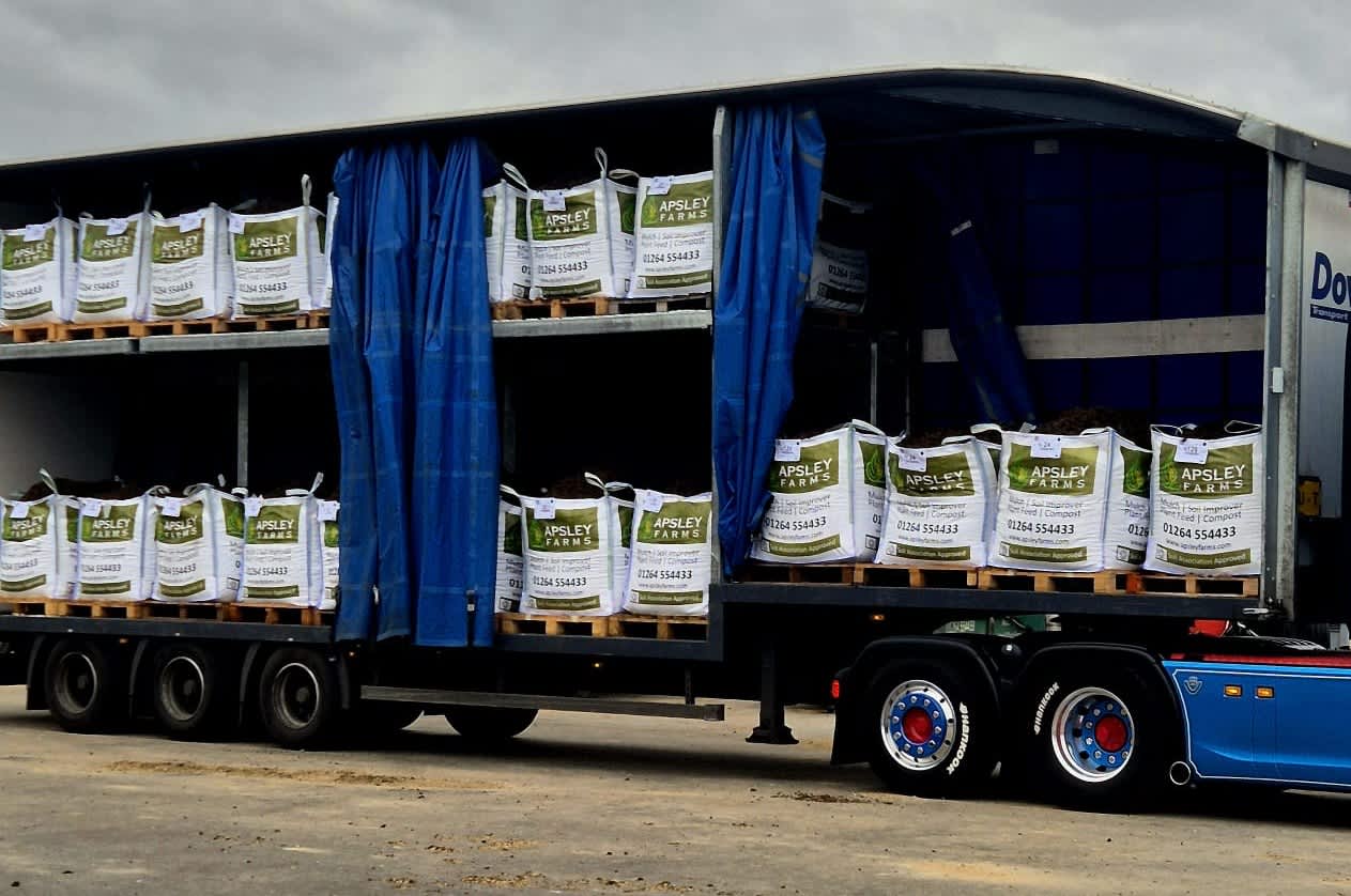 Soil Improving Mulch bags (nationwide pallet delivery) - Image 4