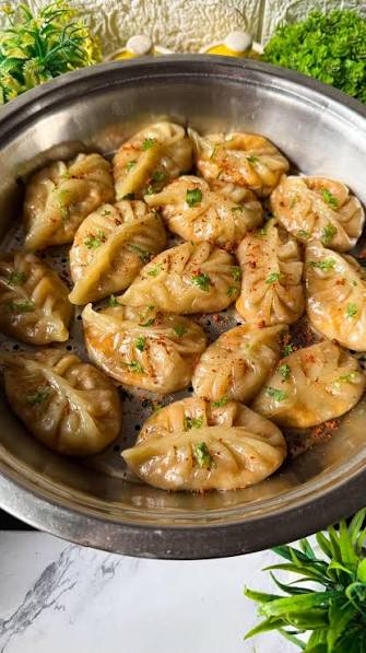 PANEER MOMO