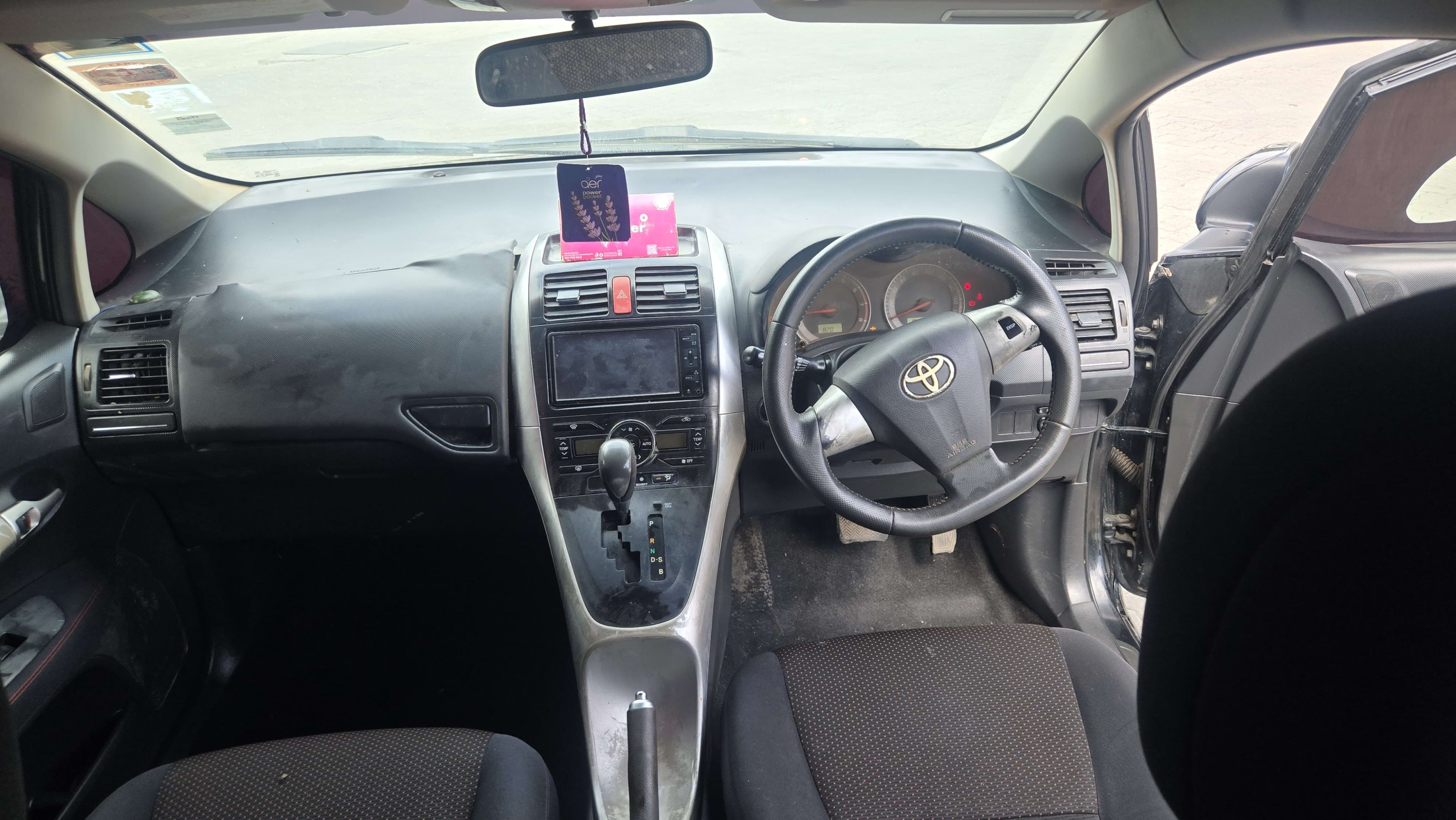 2009 Toyota  Toyota Auris photo 5