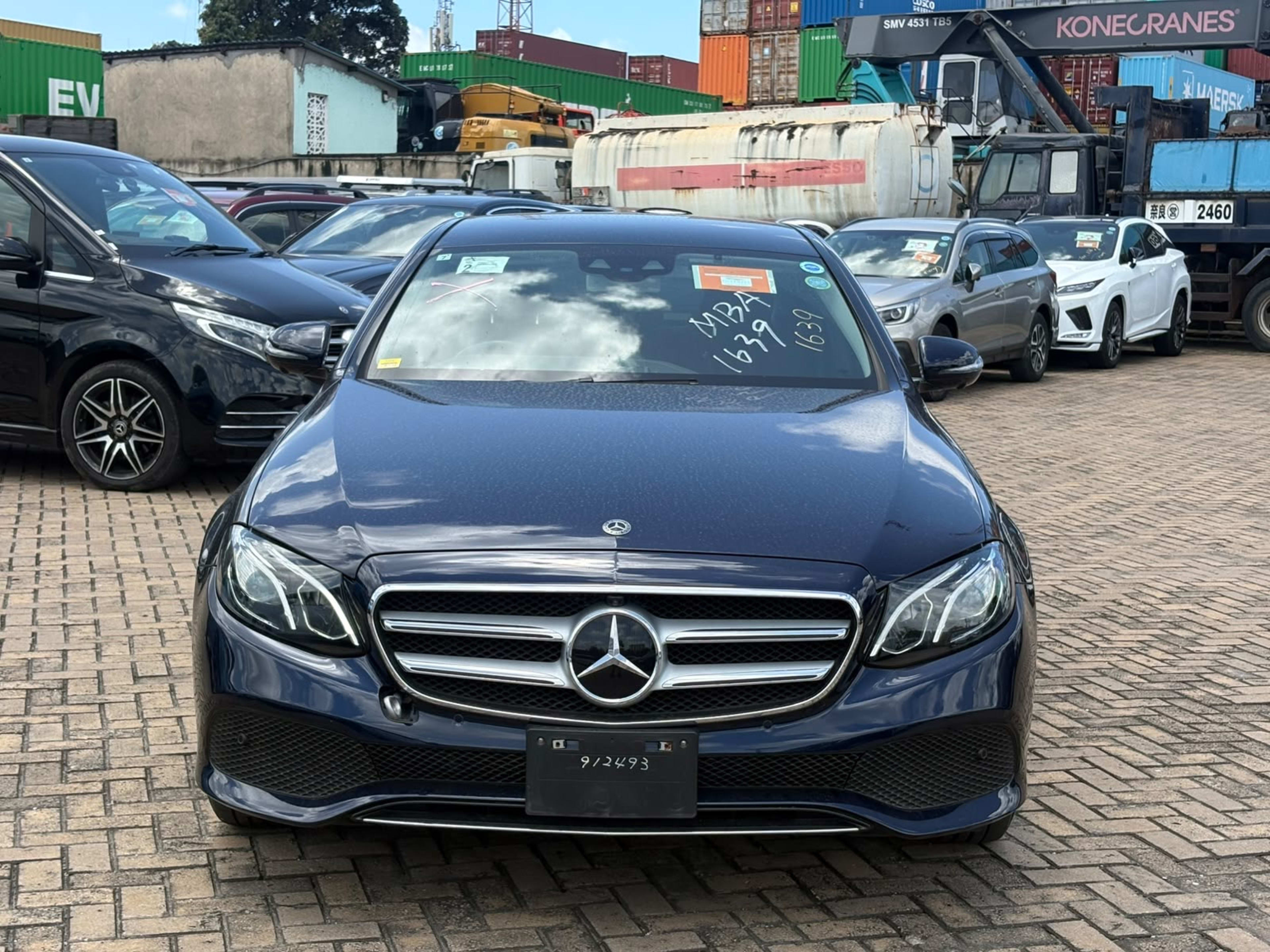 2019 Mercedes Benz E2000 photo 4