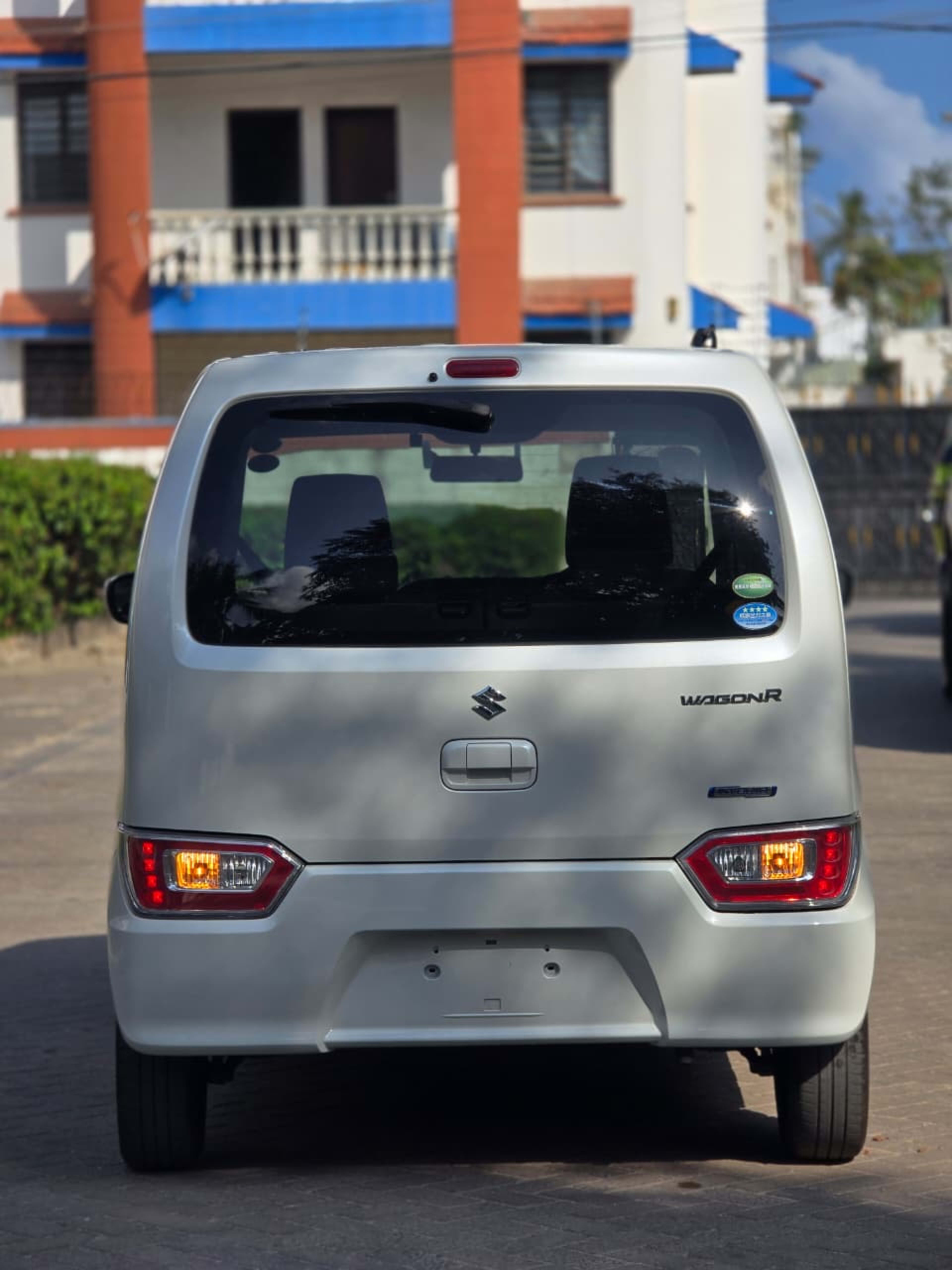 2019 Suzuki Wagon R photo 4