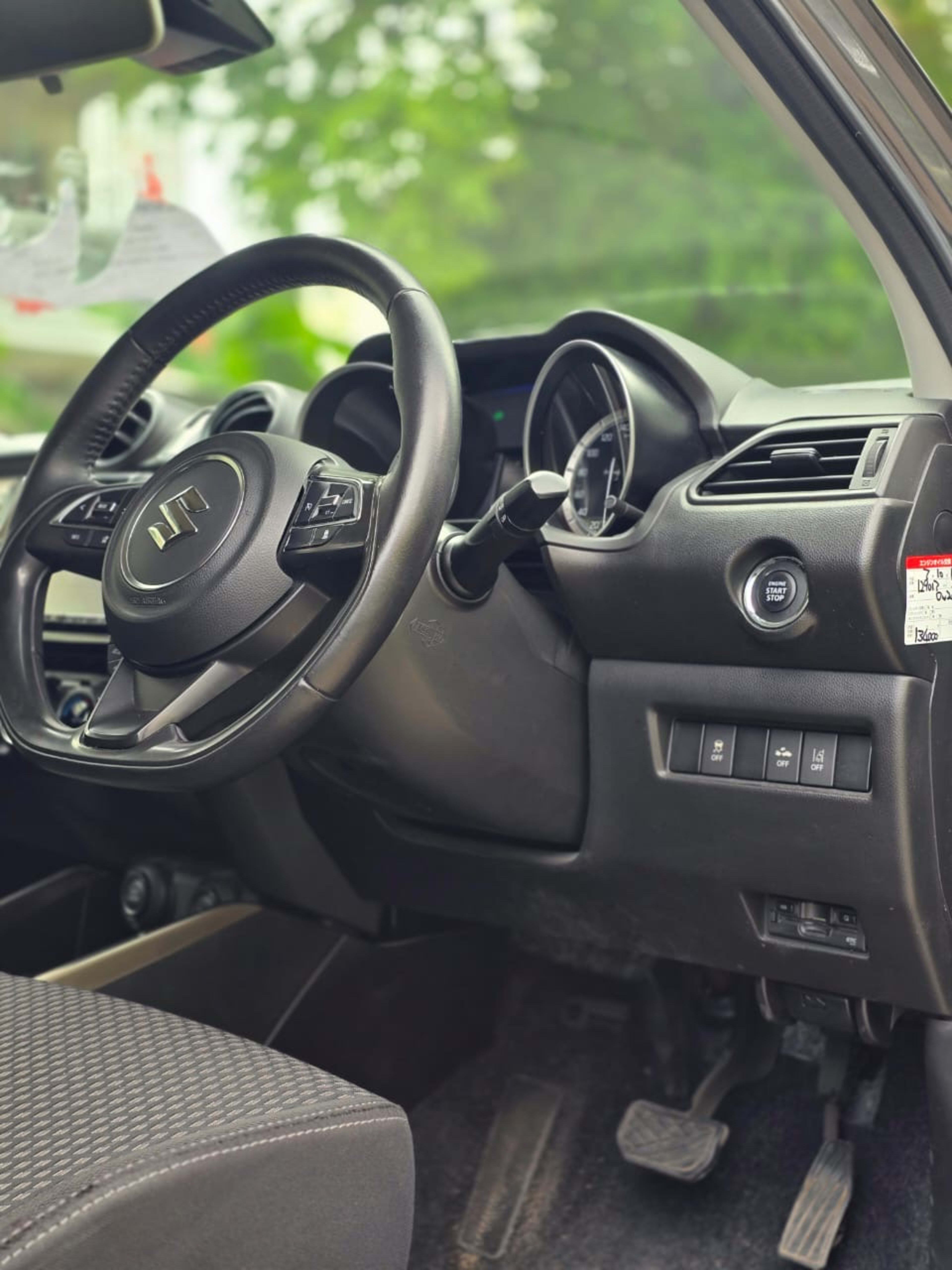 2020 Suzuki Swift photo 4
