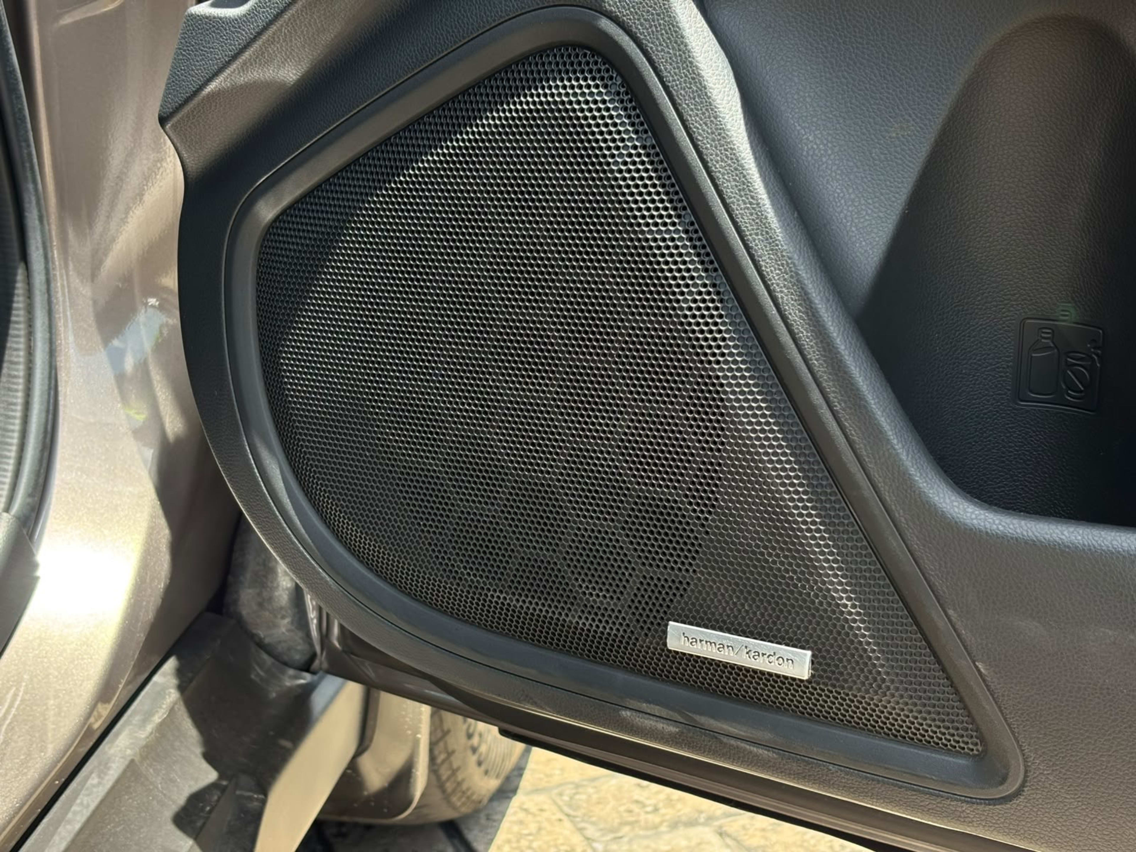 2022 Subaru Outback BT5 Sunroof photo 5
