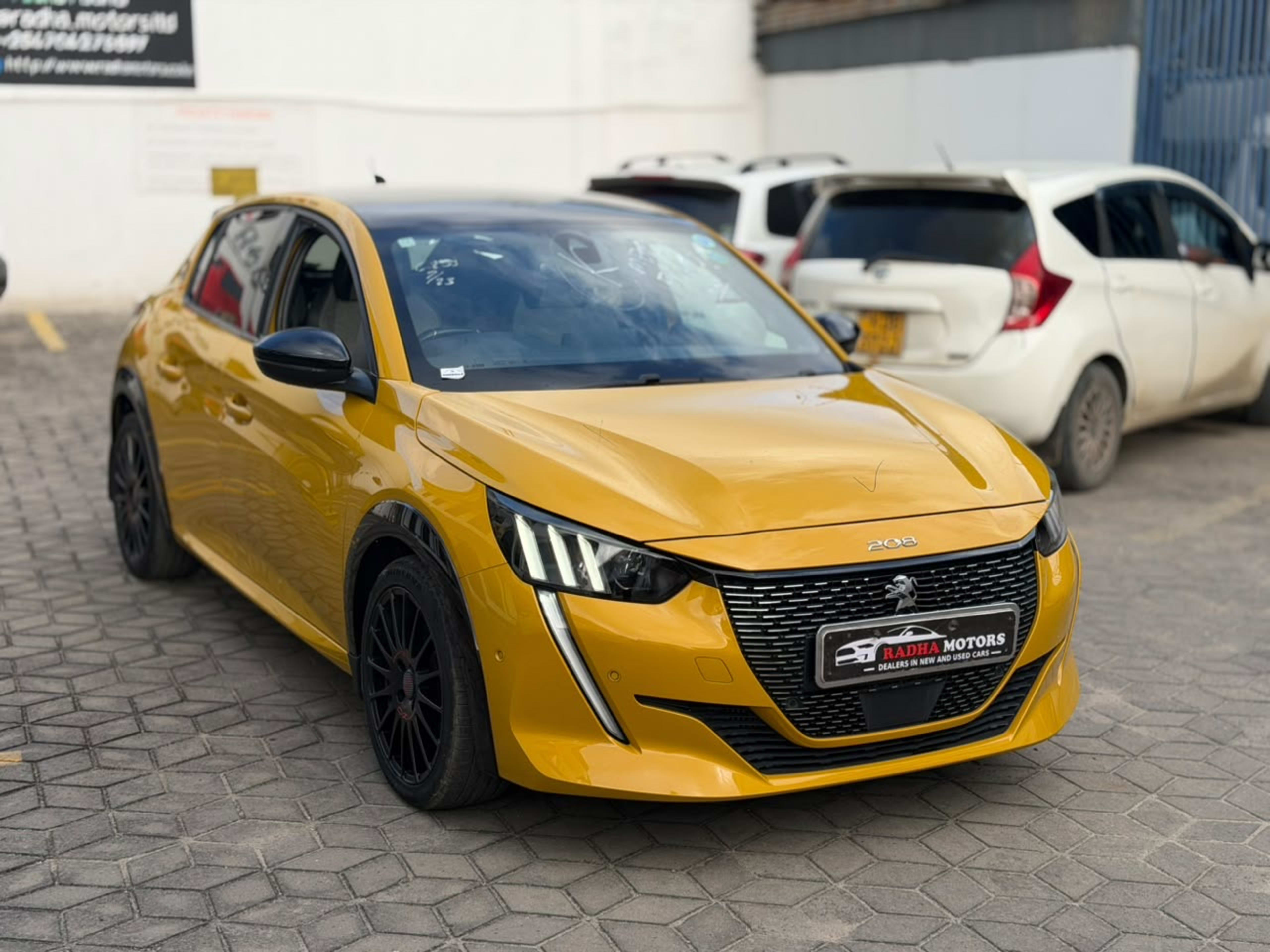 2020 Peugeot 208 photo 2