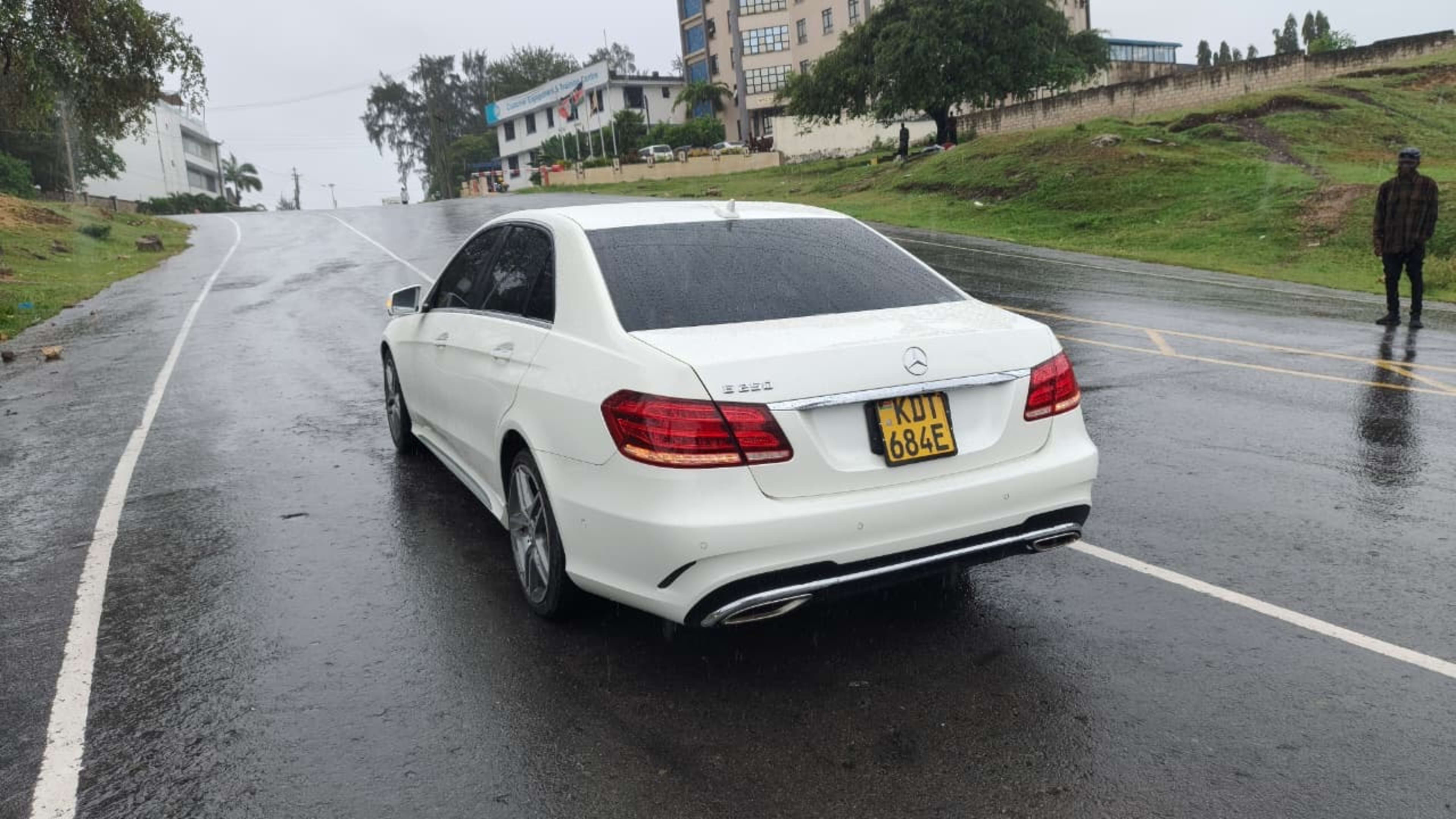 2017 Mercedes benz  E250 photo 5