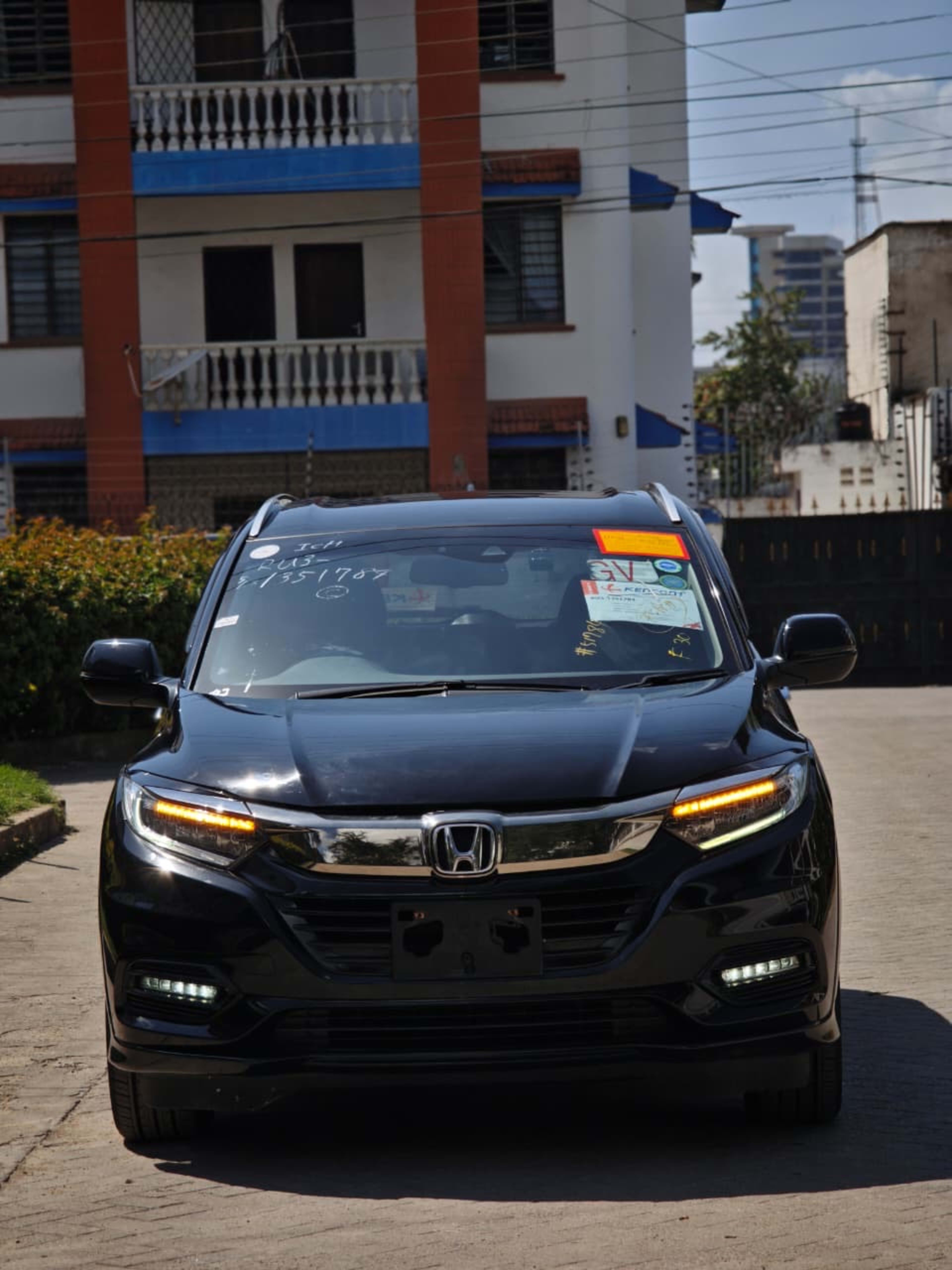 2019 Honda Vezel hybrid photo 3