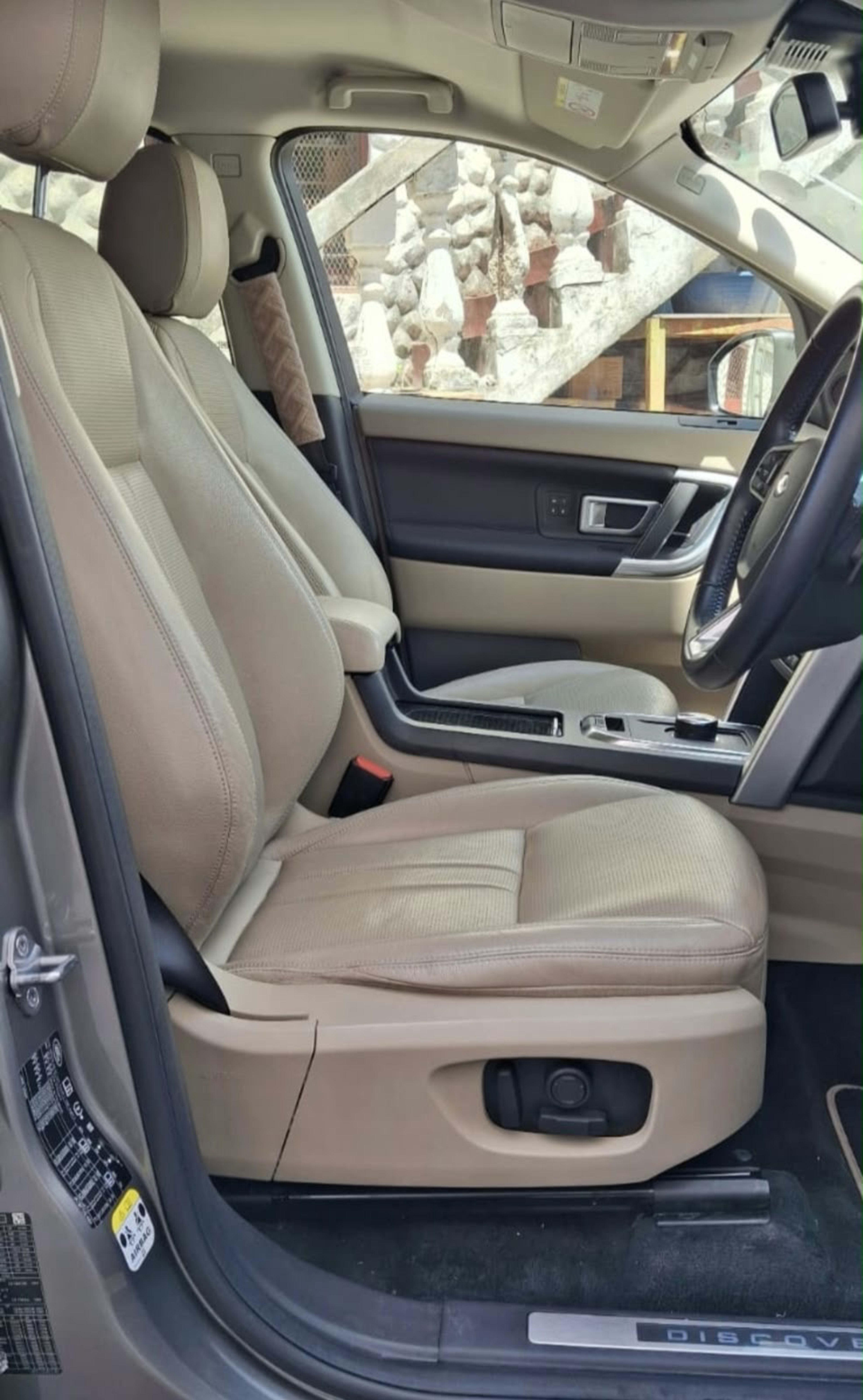 2018 Range rover Discovery photo 4