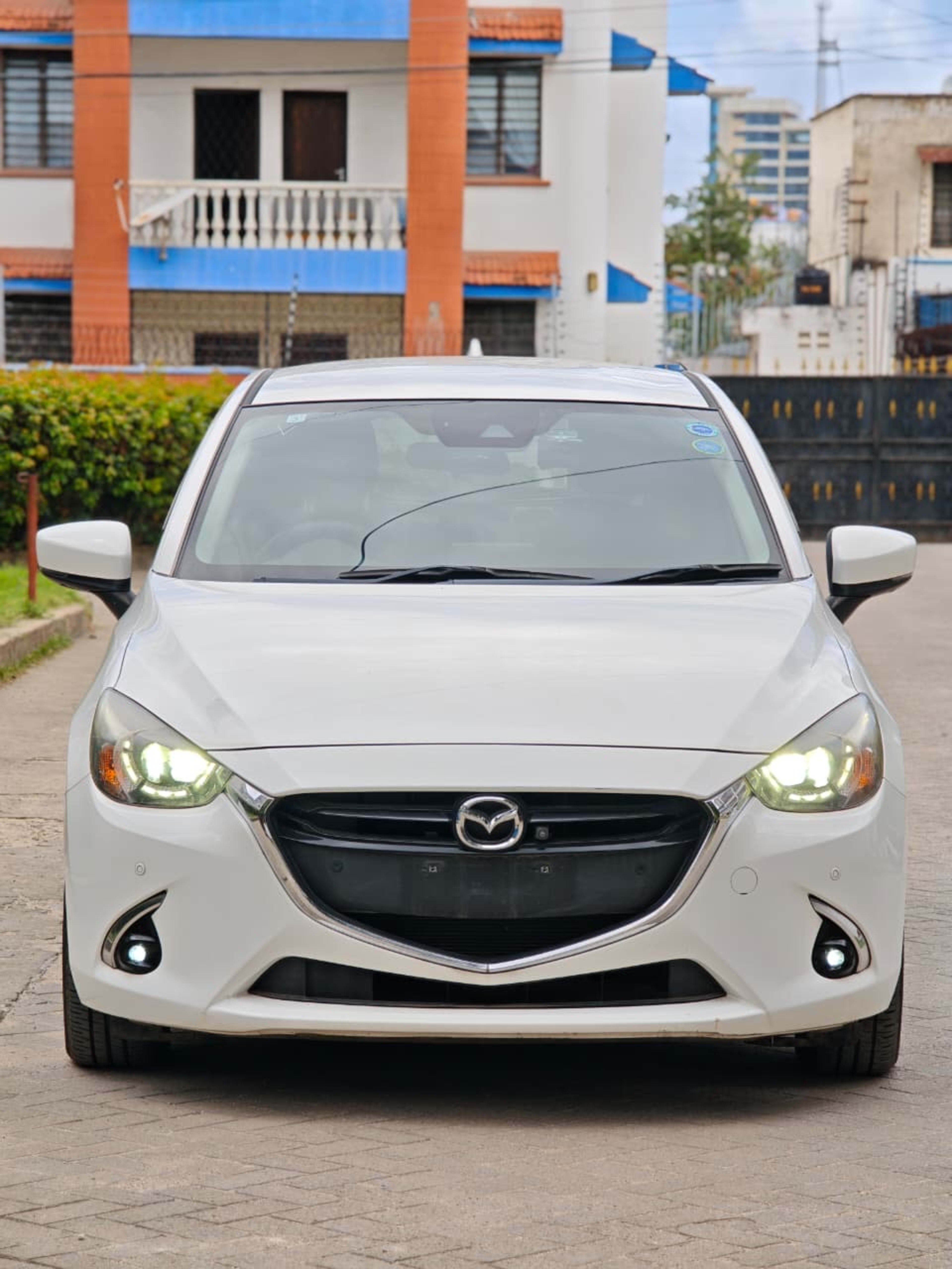 2019 Mazda  Mazda photo 4