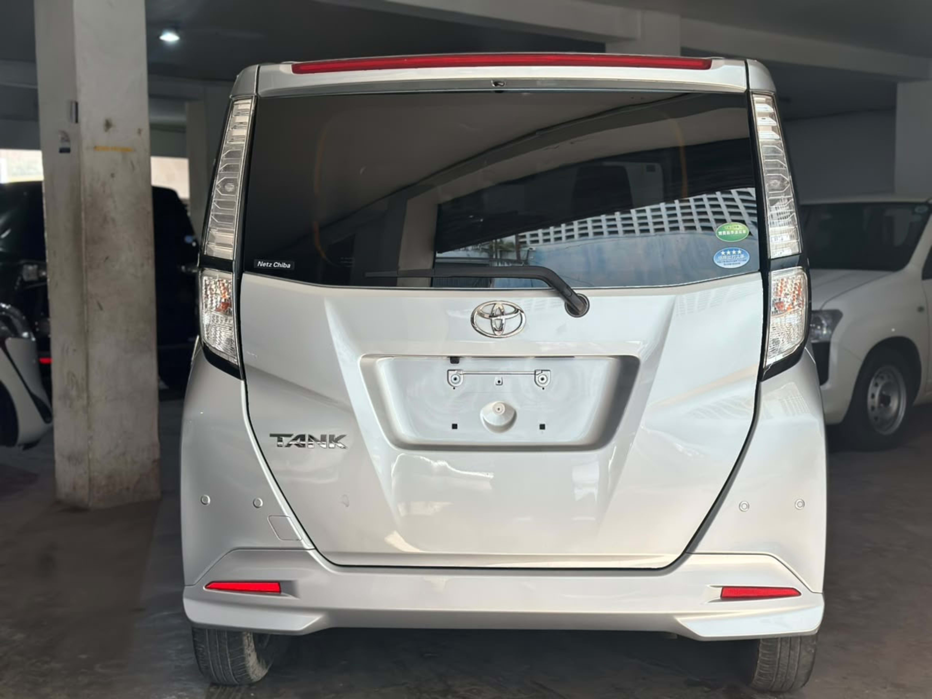 2019 Toyota  Tank photo 5