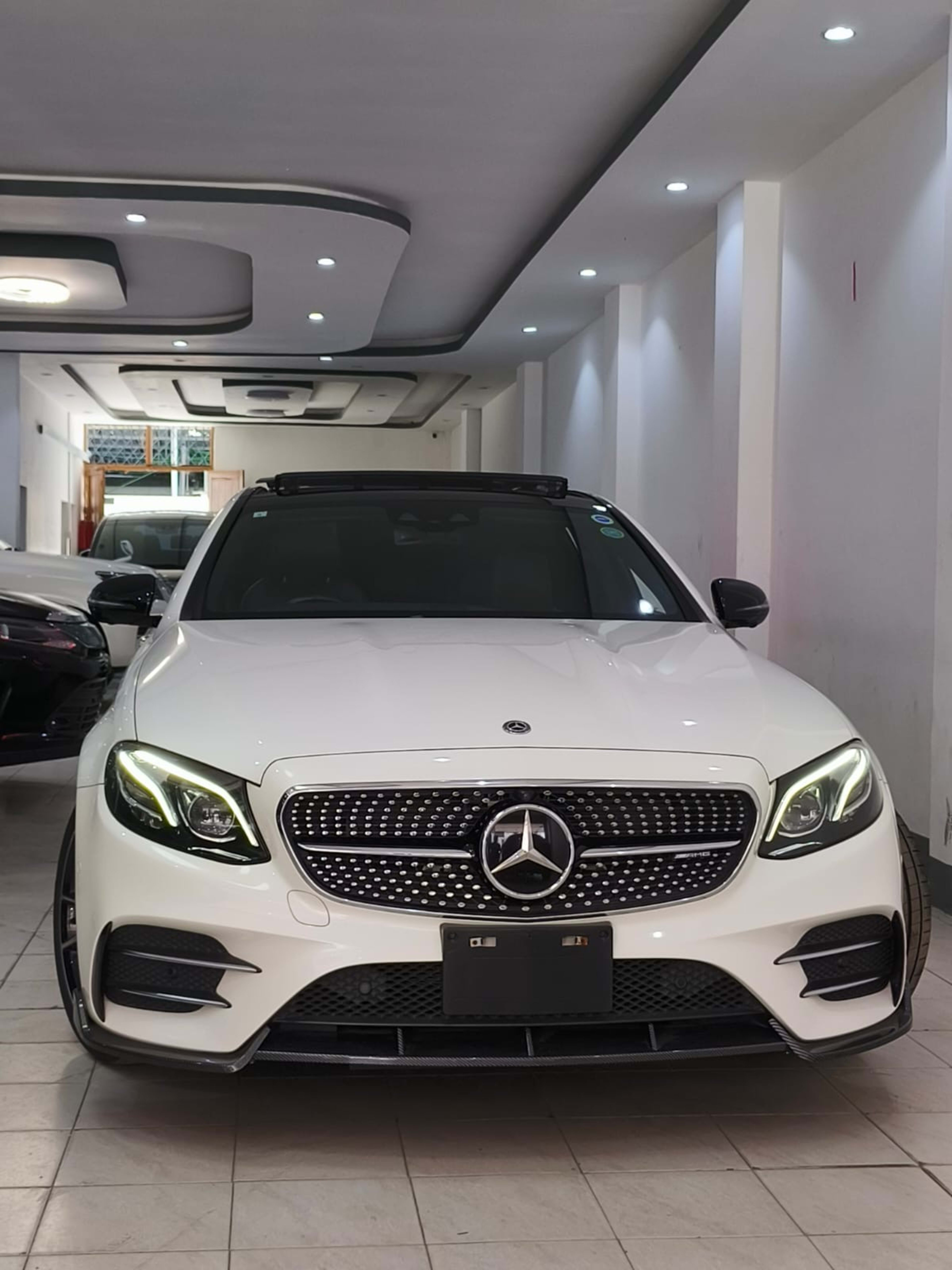 2019 Mercedes Benz E53 AMG photo 2