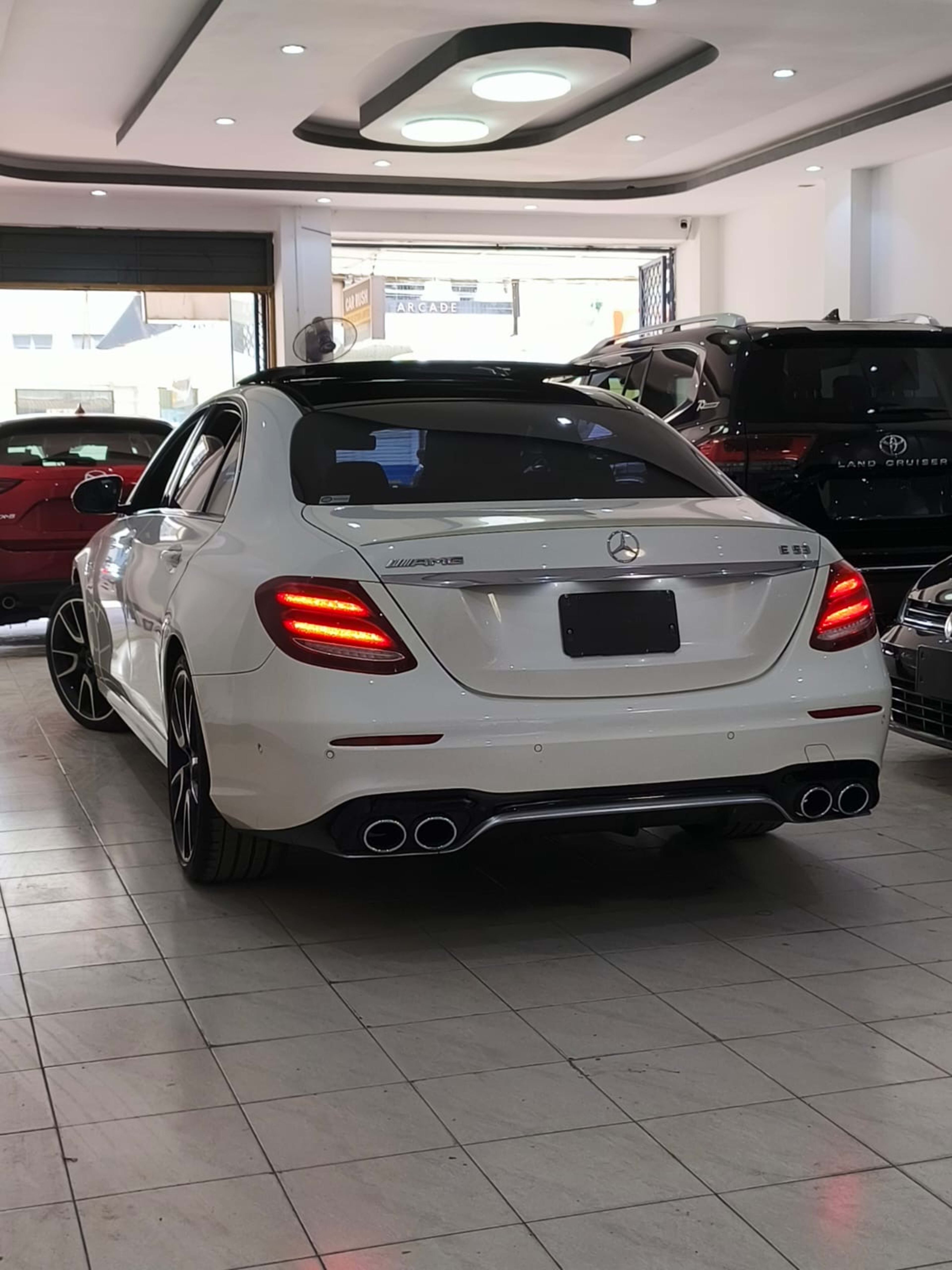 2019 Mercedes Benz E53 AMG photo 4