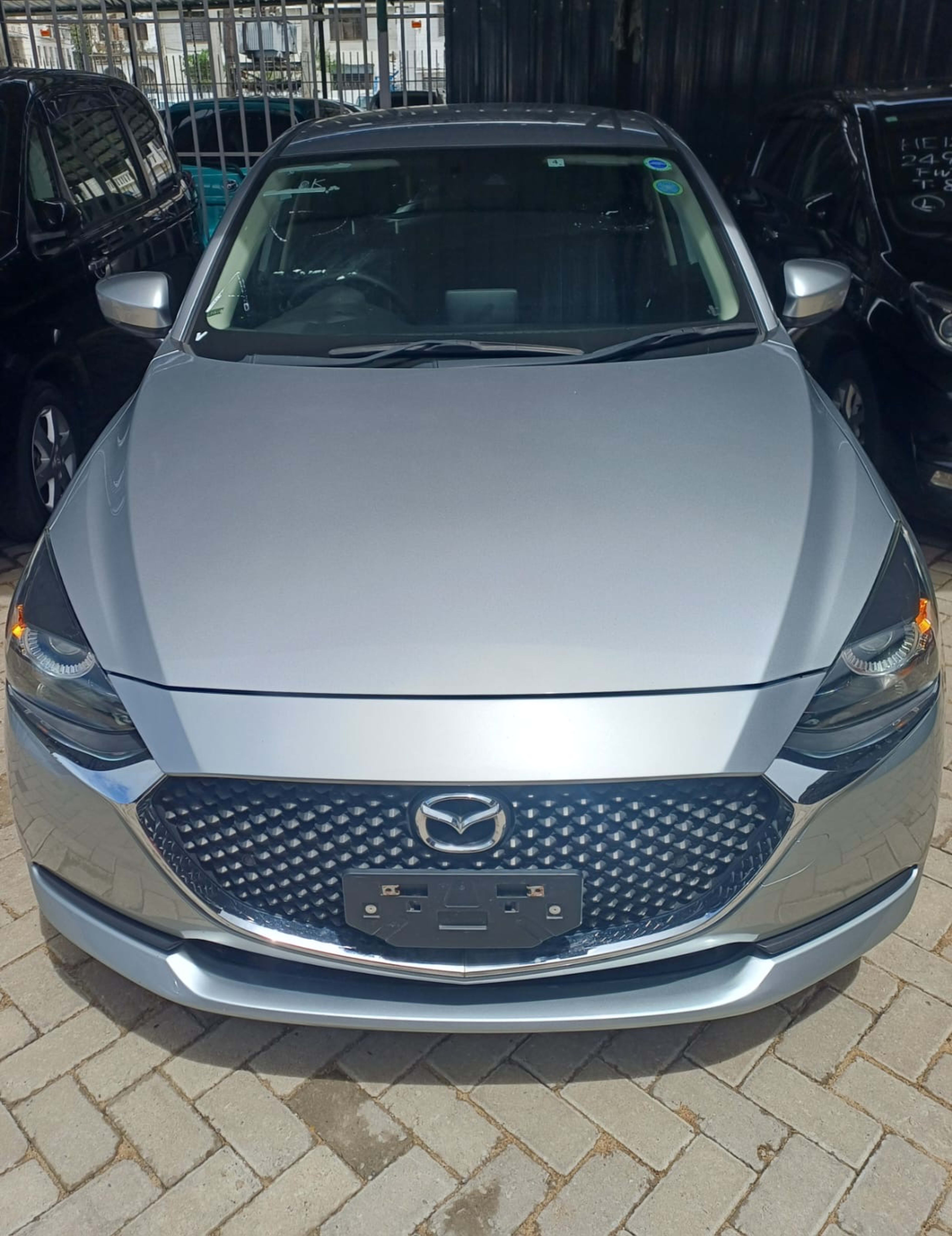 2019 Mazda Mazda 2 photo 3