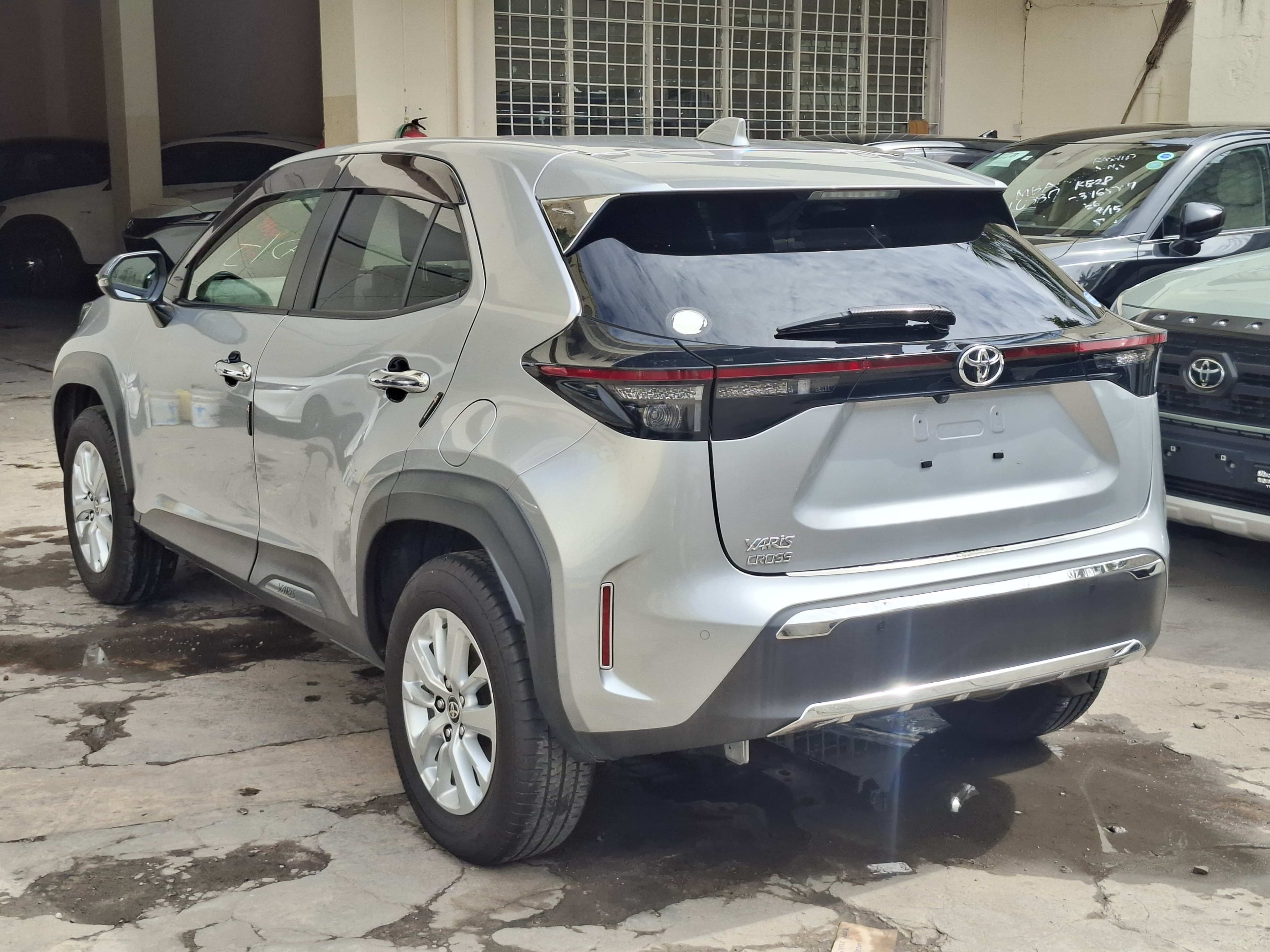 2020 Toyota Yaris cross photo 4