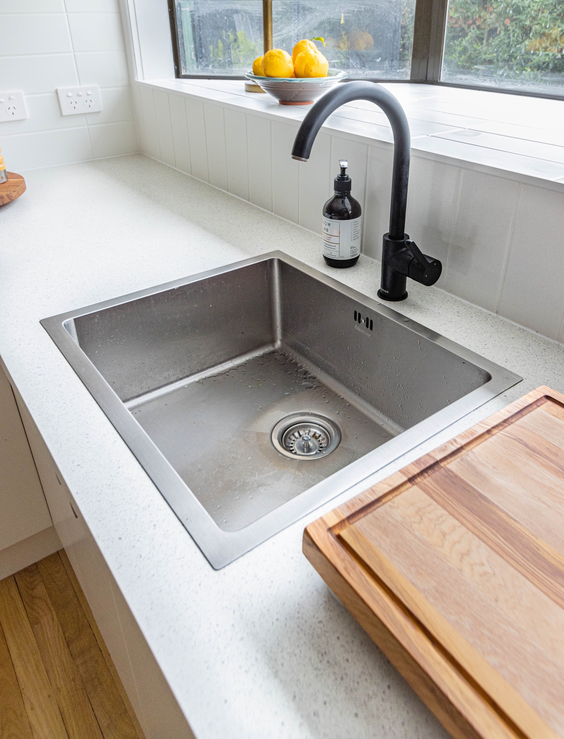 sink fitters in Dundee