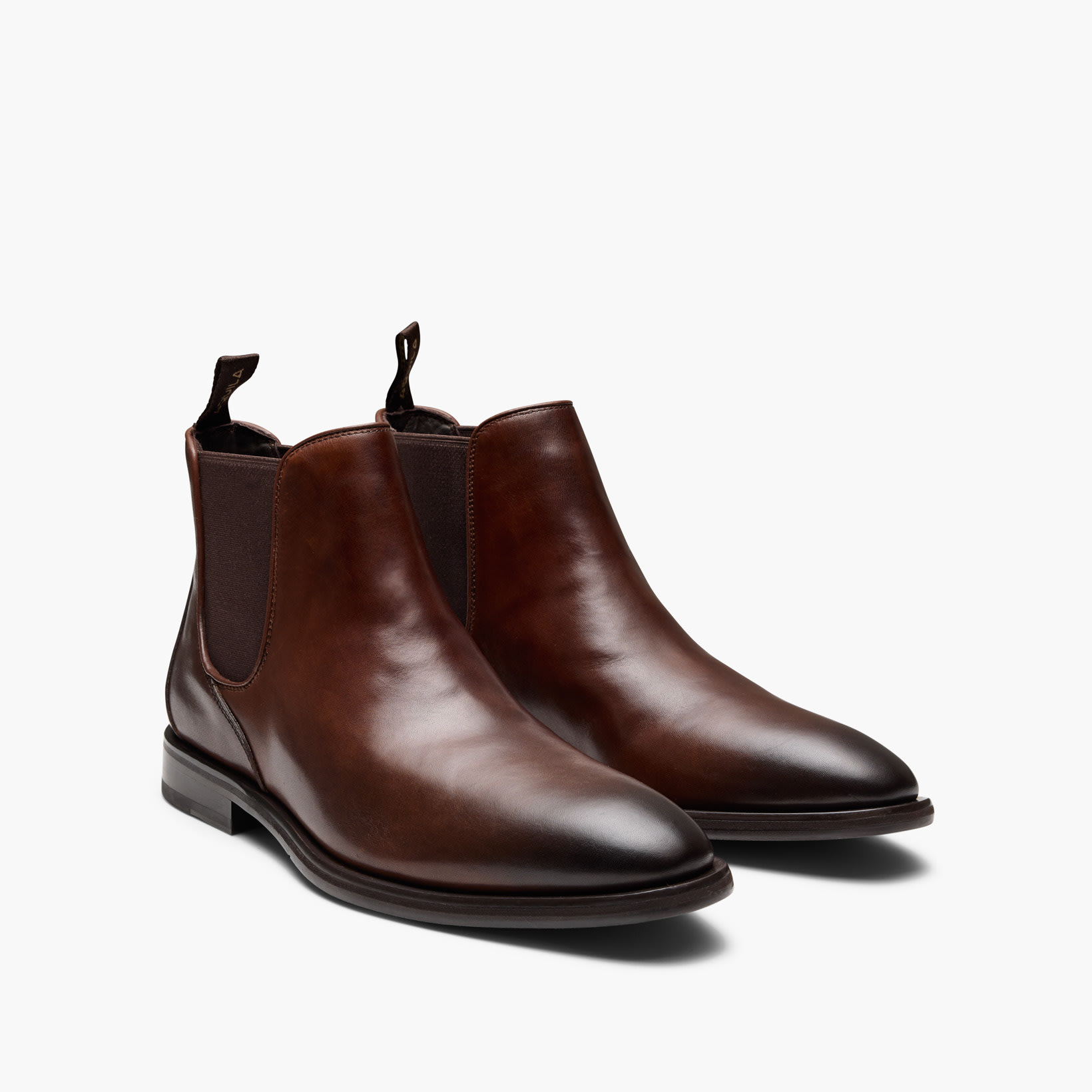 Premium Aquila mens boots Leonard Brown Chelsea style showcasing Italian-Australian craftsmanship and refined leather construction