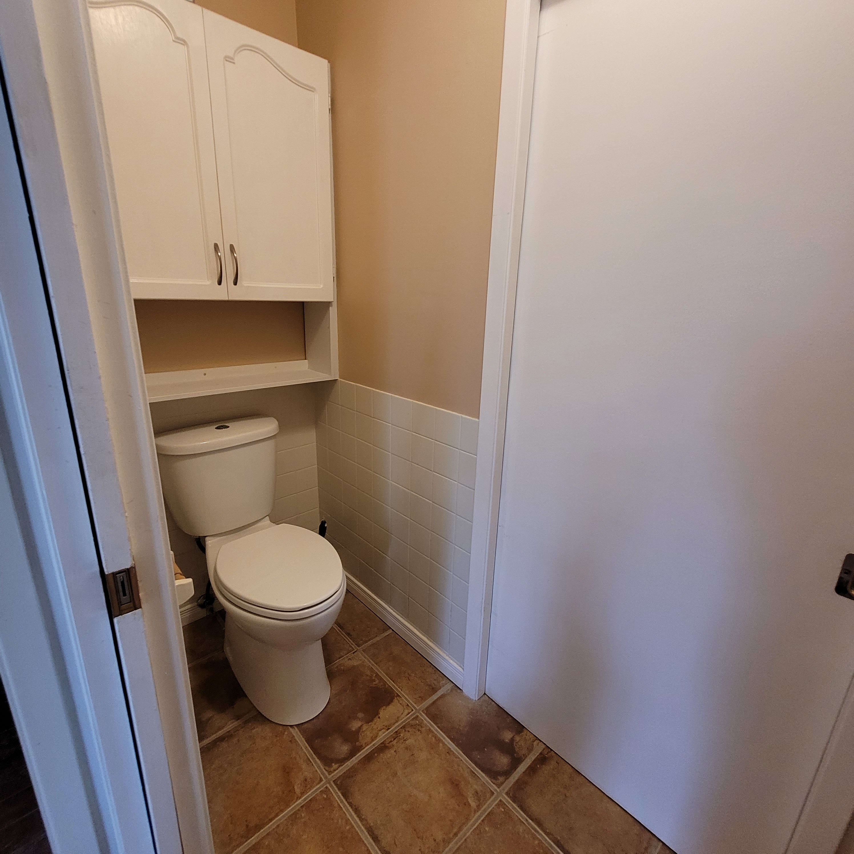 powder room - toilet with bidet