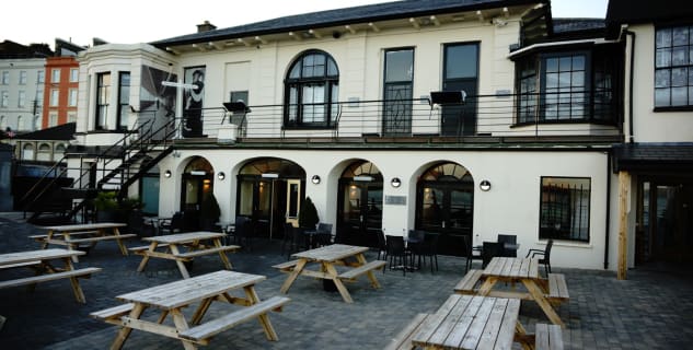  Titanic Bar & Grill - http://www.titanicbarandgrill.ie/