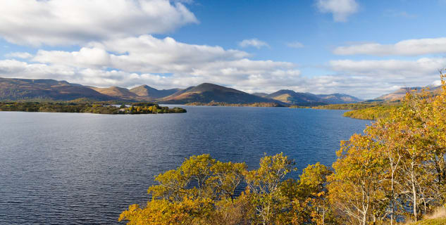 Jezero Loch Lomond - https://www.flickr.com/photos/99408200@N05/10687517986/