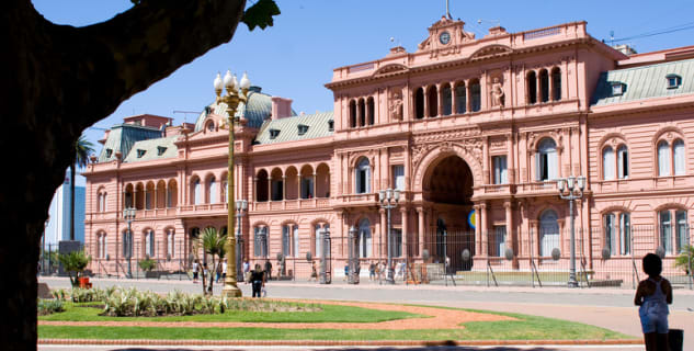 casa rosada - https://www.flickr.com/photos/tcp909/12143597975