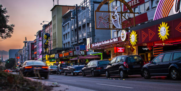 Reeperbahn - https://www.flickr.com/photos/floriantimm/15318844065/