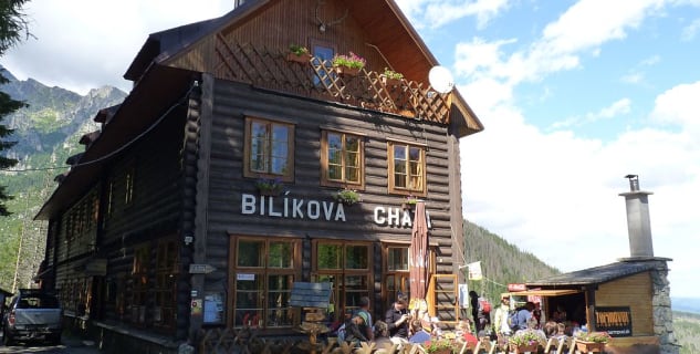 Bilíkova chata - https://commons.wikimedia.org/wiki/File:Mal%C3%A1_Studen%C3%A1_dolina,_Vysok%C3%A9_Tatry_(22).JPG