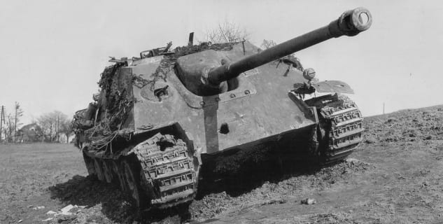 Tank muzeum Dordrecht - https://commons.wikimedia.org/wiki/File:Jadgpanther_of_Panzergruppe_Hudel_March_1945.jpg