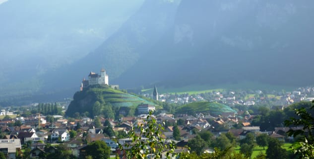 Hrad Gutenberg - https://commons.wikimedia.org/wiki/File:Burg_Gutenberg_-_Balzers-_Liechtenstein.jpg