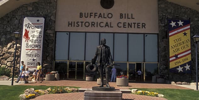 Buffalo Bill Center of the West - https://www.flickr.com/photos/sangre-la/2452675152/in/photolist-4JJASC-4NWvQ2-QXFtr2-R9cztB-PRNhjW-PRNgQ9-R9cCBF-PUxUwr-R9cFSP-R9cE4D-R9czTK-PRNia3-QyV58h-PRNjCy-QXB15M-R9czDX-R9cDoF-PRNhKf-QXAZtX-PRNjtf-R9cCkt-PUxYXa-PRNhXE-R5KMZQ-R9cALg-QXFtEZ-PRNgnL-R9cAic-R9cFd2-QXB1ix-R9cD2i-R9cBua-PUxY8p-QyZHBY-R9cESH-R9cB5c-R9cBW2-R9cDFV-y6nLqZ-z44EnV-y3GcLv-yYyJCw-y3Geng-y6nNo6-y3Gmw6-y3GdEp-yYyQx7-yXgtiN-yGXWdJ-yXgv1f