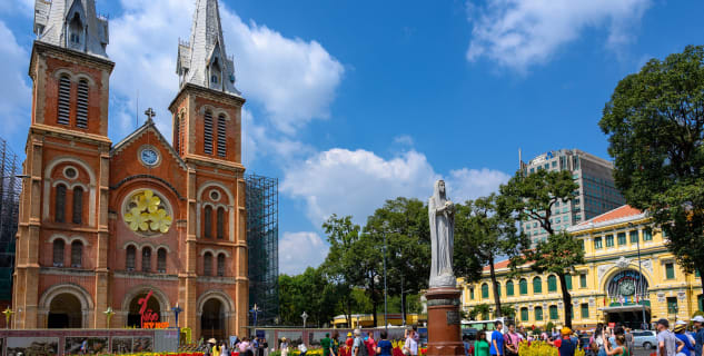 Katedrála Notre-Dame v Saigonu - https://www.flickr.com/photos/xiquinho/49067546513/