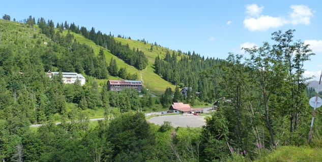 Sedlo Čertovica - https://commons.wikimedia.org/wiki/File:N%C3%ADzk%C3%A9_Tatry,_%C4%8Certovica_(5).JPG 