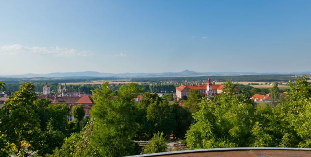 Kratochvílova rozhledna - pohled z vyhlídky na město - http://www.vyletnarip.cz/cile/detail-cile/kratochvilova-rozhledna-roudnice-nad-labem