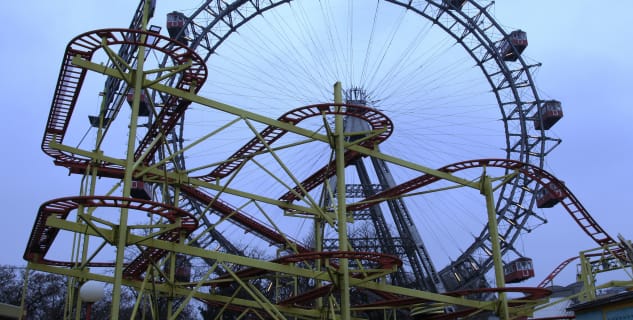 Prater - https://www.flickr.com/photos/michael-panse-mdl/8608244915/in/photolist-e7FviM-e7Fe5B-nvhpM-e7MaxA-yfrK6-e7FuVr-e7M6x9-e7M9k9-e7FnKX-e7LZ4S-e7FsPK-e7Ft18-e7M5mU-e7LXi9-e7Fqft-e7FqdH-e7FcYi-e7LUCw-e7Ft8X-e7Fqax-e7LULh-e7FpJt-e7LWbY-e7M7Gu-e7M6iq-e7LWPb-e7Fti2-e7Fq2F-e7Fkc2-e7LVZC-e7FtG6-e7LTAs-7mJKVq-4GnzRQ-7mERSX-4fCJeF-7Q8Lvh-7Q8KbQ-7Q98aL-7Q8DNs-7Q5mp2-jamED-nUNtix-oaey7q-k7fads-nenyto-o2LbdY-neksx8-nchLDA-nekasi