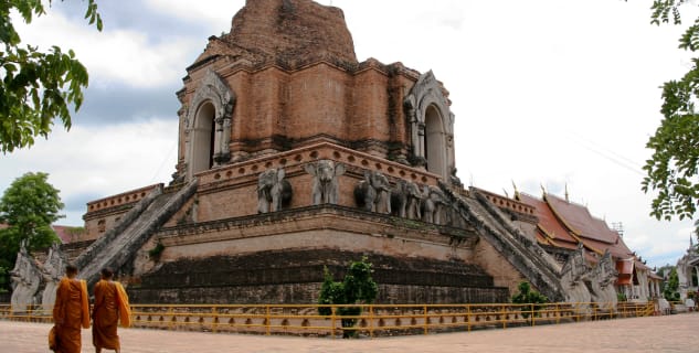 Hlavní chrám Wat Chedi Luang - https://www.flickr.com/photos/zoutedrop/2650474637/