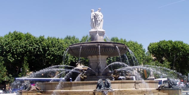 Fontaine de la Rotonde - https://commons.wikimedia.org/wiki/File:Fontaine_de_la_Rotonde_-_Aix-en-Provence.JPG