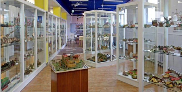 Muzeum papírových modelů - https://commons.wikimedia.org/wiki/File:Expozice_muzea.jpg