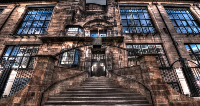 Umělecká škola v Glasgow - https://www.flickr.com/photos/lex-photographic/8581195858/