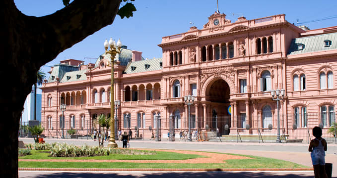 casa rosada - https://www.flickr.com/photos/tcp909/12143597975