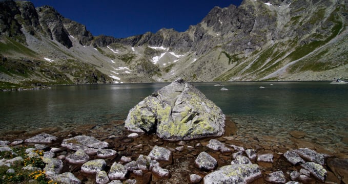 Velké Hincovo pleso - https://www.flickr.com/photos/myneur/4798561103/in/photolist-8j2T38