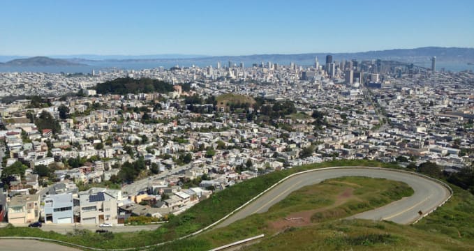 Výhled na SF z Twin Peaks - http://www.flickr.com/photos/bruchez/8639900970/