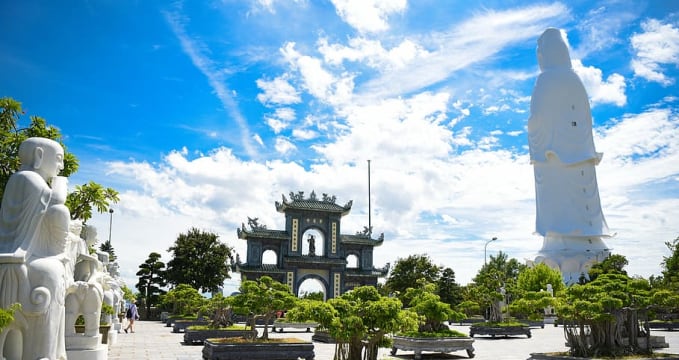 Pagoda Chùa Linh ứng - https://www.piqsels.com/en/public-domain-photo-zhsyk