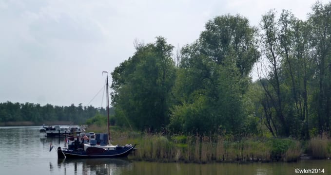 Drimmelen - https://www.flickr.com/photos/benidormone/13897029709/in/photolist-nb2ULv-nsfgMw-nqtW5J-nsfd25-nb2Xfr-nui8Ht-nsf3Kt-nb2WrA-nb35aj-WTRQf1-nb31gY-nb2RwV-nsfeJJ-nsf1wk-4QaeuB-nsf4fg-4QesTh-4QesZh-4Qaerx-nuib4F-nb2XF9-ncjXB1-8k3ytj-nsyKL3-nck2T5-8k4pC7-nrLYZm-8k1cin-S4tUy9-nswgN4-8k3opU-T9wcyX-T789VE-8k1dZ6-nswezX-8jZMSX-8k44JS-8k1196-8jZYUk-8k4miy-9J223e-S74wbn-8jZErg-8k41Jd-8k3szm-8jZsM2-8jZzUT-8k3PTj-8jZU6Z-8k3KLJ