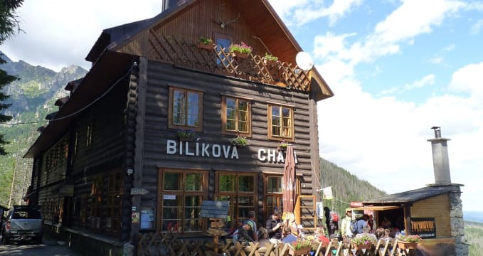 Bilíkova chata - https://commons.wikimedia.org/wiki/File:Mal%C3%A1_Studen%C3%A1_dolina,_Vysok%C3%A9_Tatry_(22).JPG