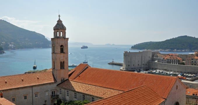 Dominikánský klášter v Dubrovníku - https://www.flickr.com/photos/jenniferboyer/6250246887/in/photolist-awj9Dn-aqnrkb-aqnszG-6SzR17-6SvP4x-6SvNKt-6SzSKS-6SzSFf-6SzRw5-6SvMYn-35G8bU-aqnpyG-6BjLoU-6BjLcf-6BjLmA-6BjLg5-6BjLh3-6BjLnu-6BjLqY-gnpKVs-cdj2DL-dMuGWM-y47nCj-6BfzLr-6BfzJX-6BfzZ2-6BjLiW-6SvQED-6BjLq7-gnHS7Q-pX72XM-pELCUS-pEHqvN-cHJvpY-35G8t7-6SvKVT-dMuHrn-6oHkMa-8aLkqV-5wEc9z-cR3w5Q-bVWF2R-cdj1dC-cdiZBf-bVWDRe-cdj1RC-bVWEsv-cWaUmu-eanPXT-bsvX7L